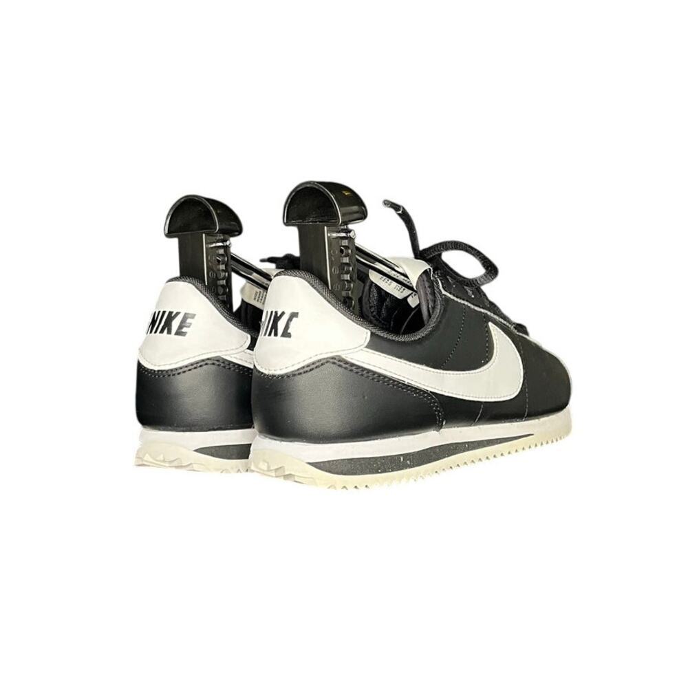 Boys Nike Cortez 72 Classic Leather Sneakers Size 5Y Black White - Picture 4 of 6